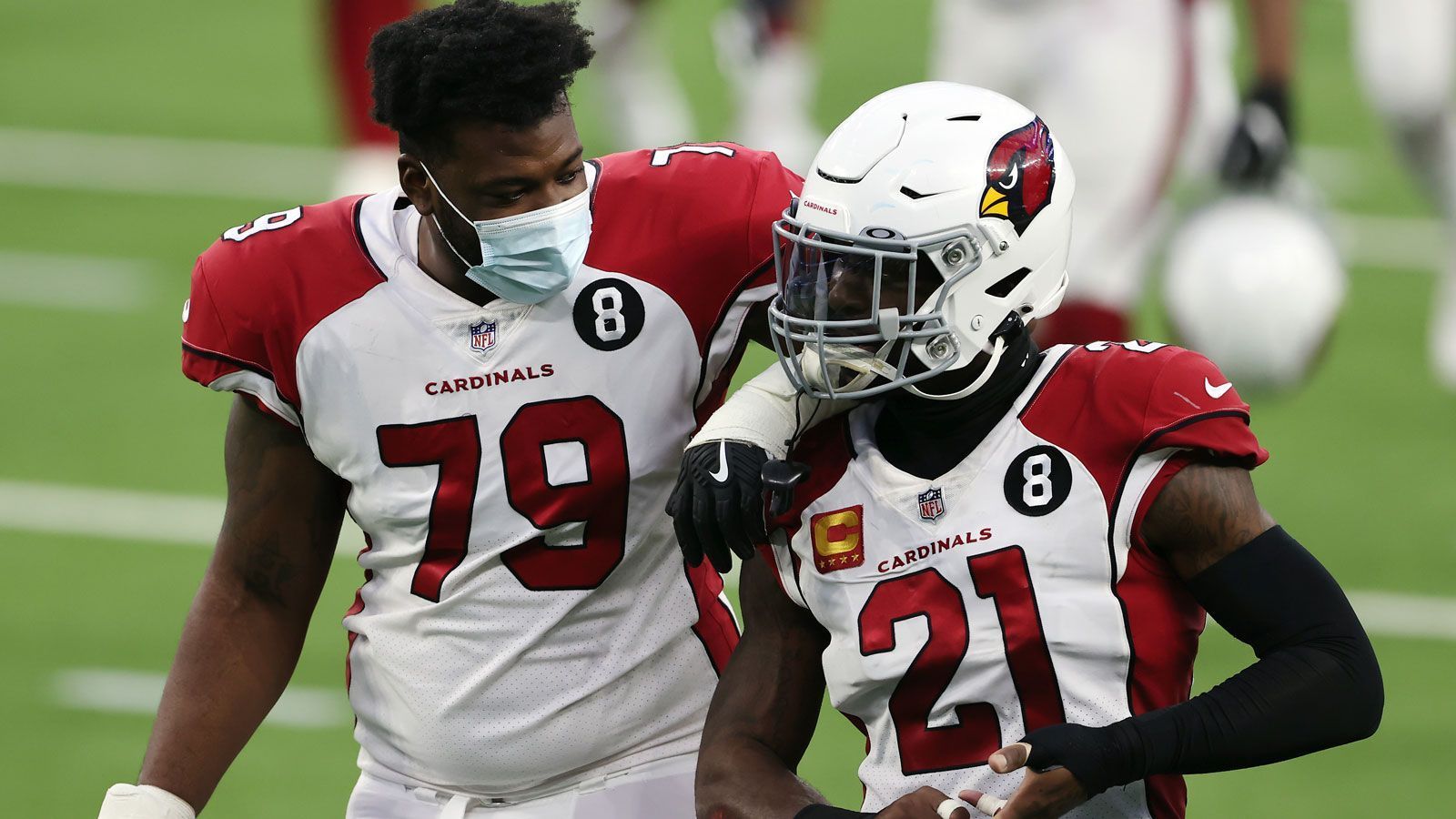 
                <strong>Arizona Cardinals (8-8 zum Zeitpunkt des Ausscheidens)</strong><br>
                Auch die Arizona Cardinals schienen in dieser Saison auf den Playoff-Zug aufspringen zu können, doch am Ende erlebten sie eine Bruchlandung. Im Endspiel um einen Spot in der Postseason verlor das personell arg gebeutelte Team aus Glendale bei den Los Angeles Rams mit 7:18 und ist damit raus.
              