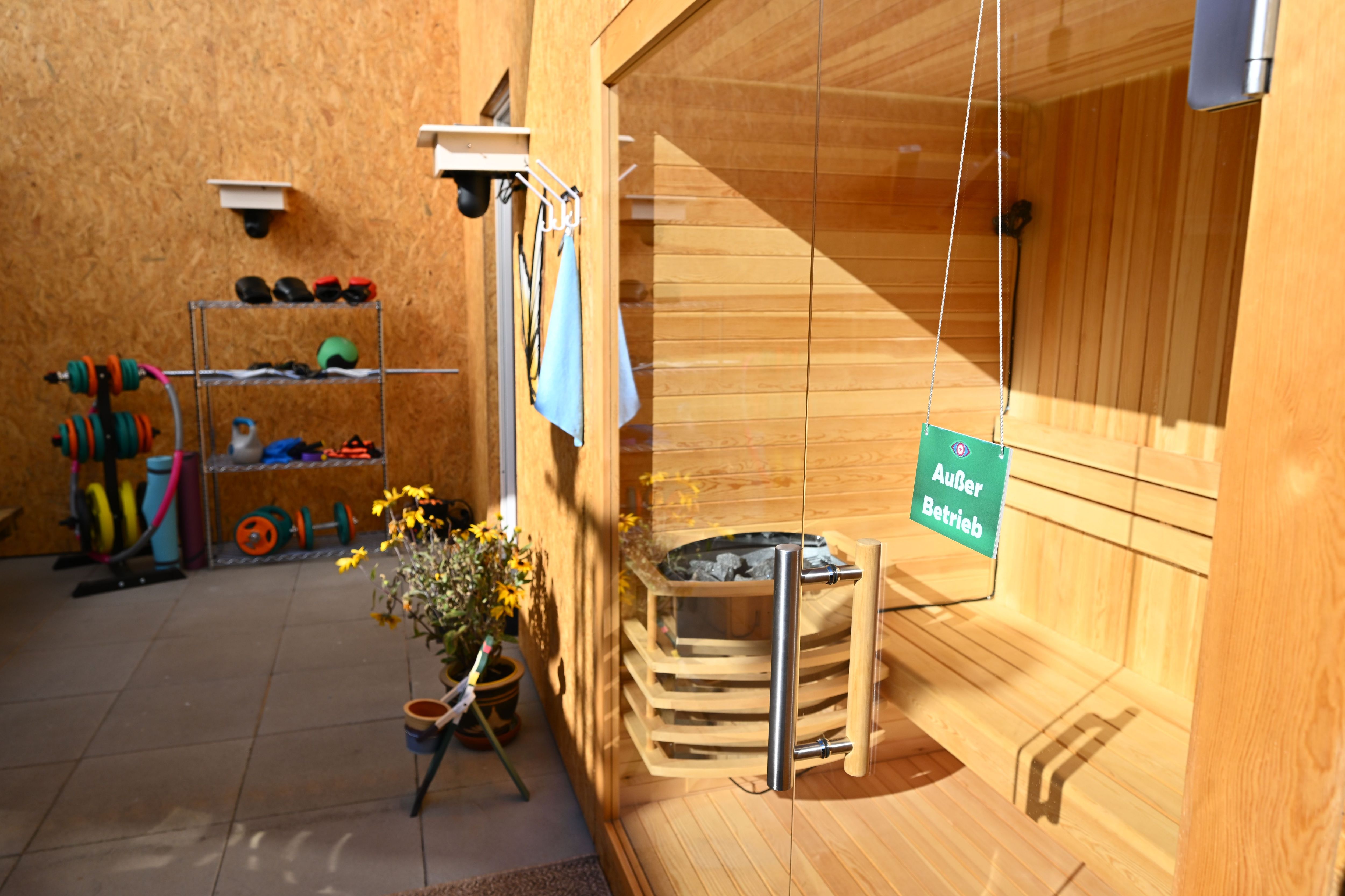 ... und außerdem der Eingang zur Sauna.
