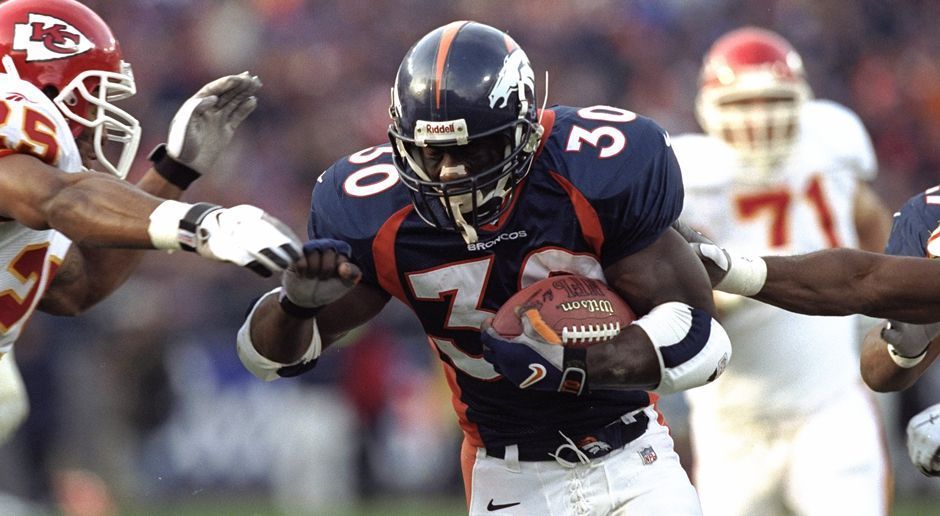 
                <strong>Terrell Davis (Running Back)</strong><br>
                Von 1995 bis 2002 stand Terrell Davis für die Denver Broncos auf dem Feld, mit denen er zwei Mal in Folge (1997, 1998) den Super Bowl gewann. Dabei wurde er nicht nur zum Super Bowl MVP (1997), sondern auch zum NFL MVP (1998) gewählt. In den Spielzeiten 1996-1998 lief Davis jeweils über 1.500 Yards, wobei er 1998 mit 2.008 Yards den fünfbesten Saisonwert in der Geschichte der NFL aufstellte.
              