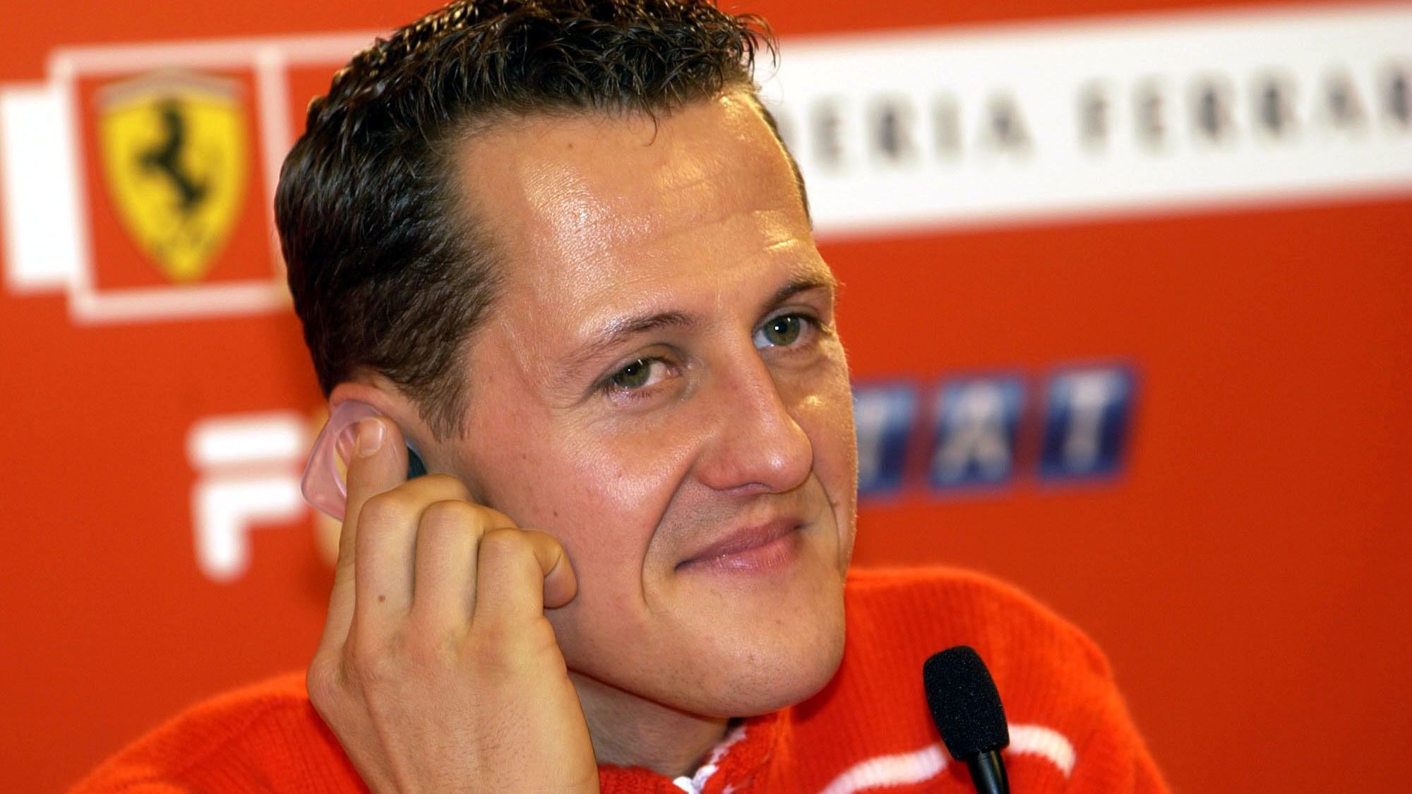 <strong>Platz 6: Michael Schumacher - sechs Siege</strong><br>Selbstverständlich ebenfalls vertreten in dieser Liste ist der deutsche Rekordweltmeister. 2000 und 2001 konnte Schumi insgesamt sechs Rennen in Folge im Ferrari für sich entscheiden. In beiden Jahren holte er auch den Weltmeistertitel.