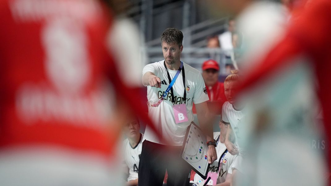 Bundestrainer Markus Gaugisch kann sich über deine Handballerinnen freuen.