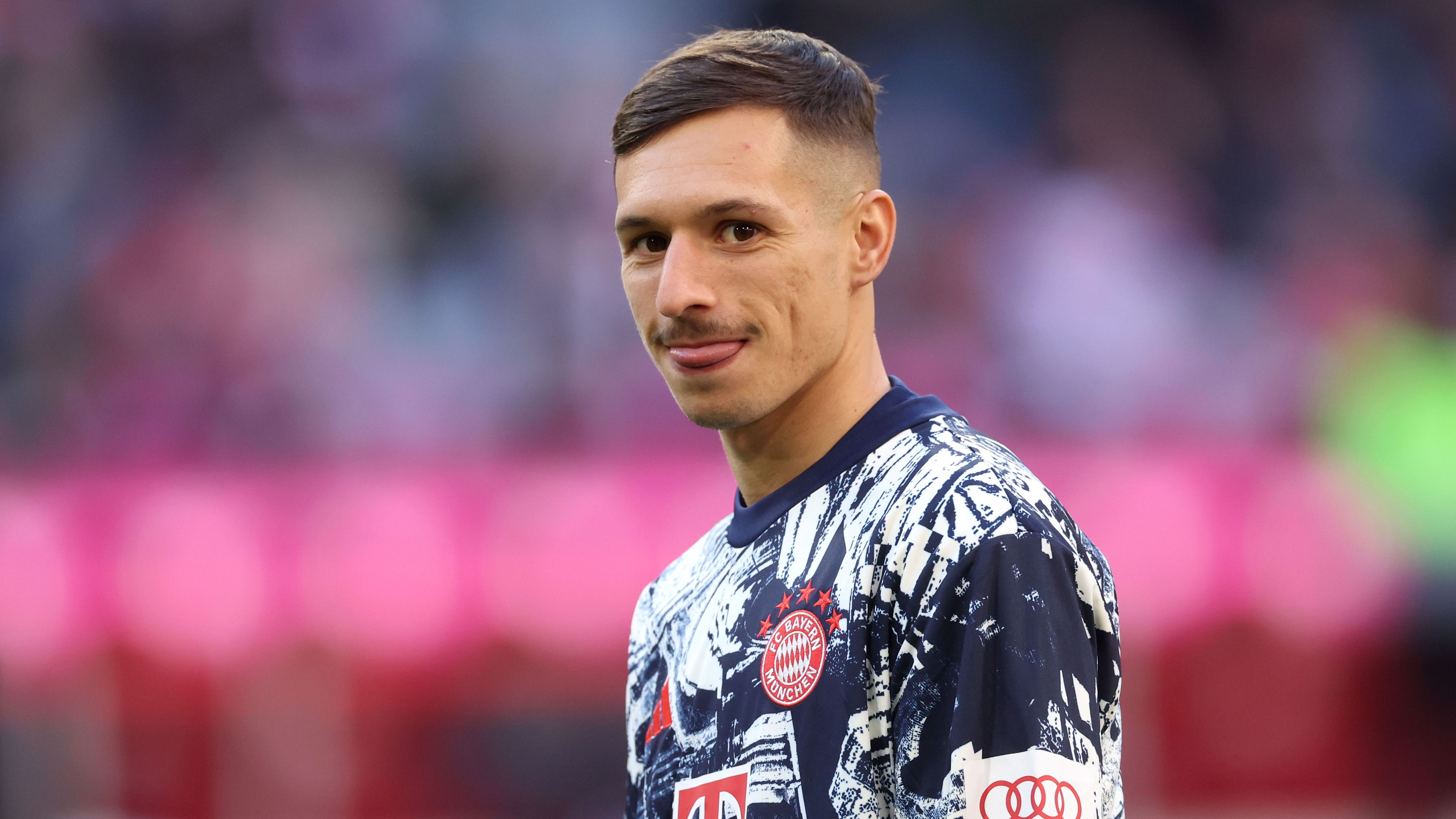 <strong>Bryan Zaragoza</strong><br>Ersetzt ab der 63. Minute Kimmich, feiert so sein Debüt für die Bayern. Es ist ein trauriges, er kommt kaum zum Zug. Undankbare erste Partie. <strong><em>ran</em>-Note: 4</strong>