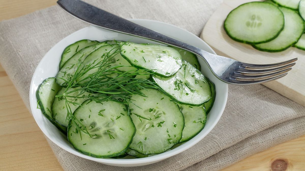 Gurkensalat mit Dill