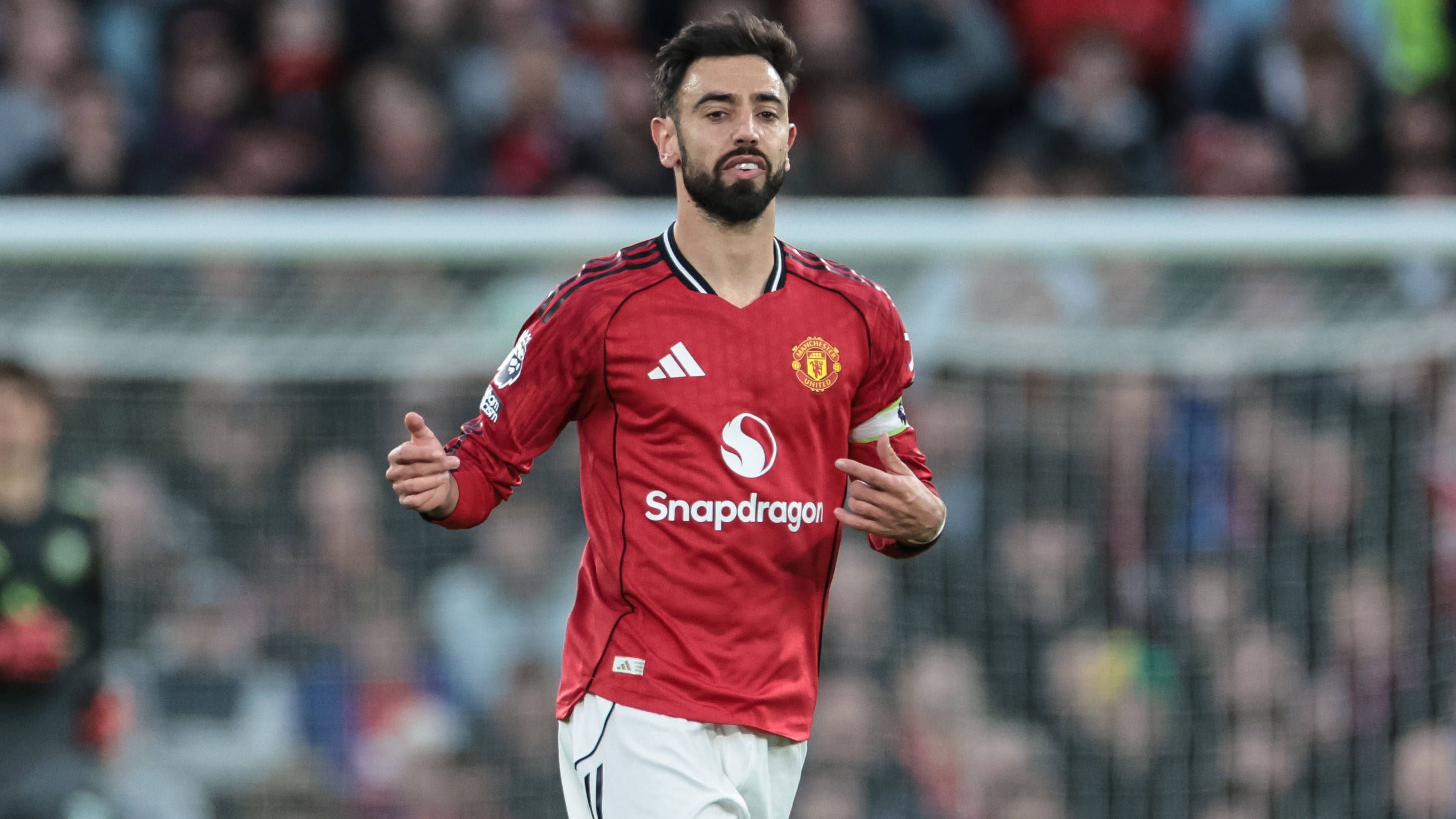 <strong>Bruno Fernandes&nbsp;(geboren am 08.09.1994)</strong><br><strong>Verein:</strong> Manchester United<br><strong>Marktwert:</strong> 45 Millionen Euro<br><strong>Nationalität:</strong> Portugiesisch
