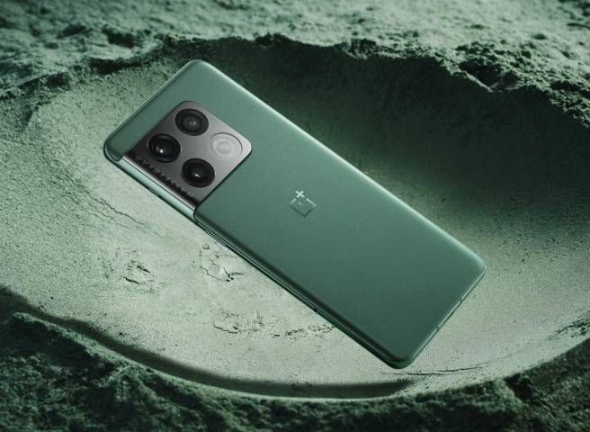 Der chinesische Smartphone-Hersteller OnePlus hat sein neuestes Modell 10 Pro 5G vorgestellt. Das Handy kommt mit einer Top-Technik, wird aber vorerst nur in China erscheinen.