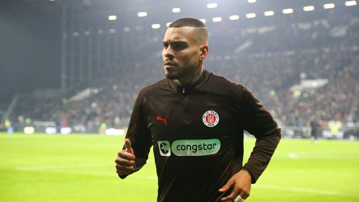 Maurides verlässt St. Pauli