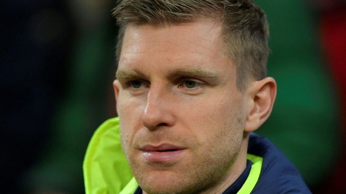 Per Mertesacker kritisiert Egoismus vieler Jungprofis