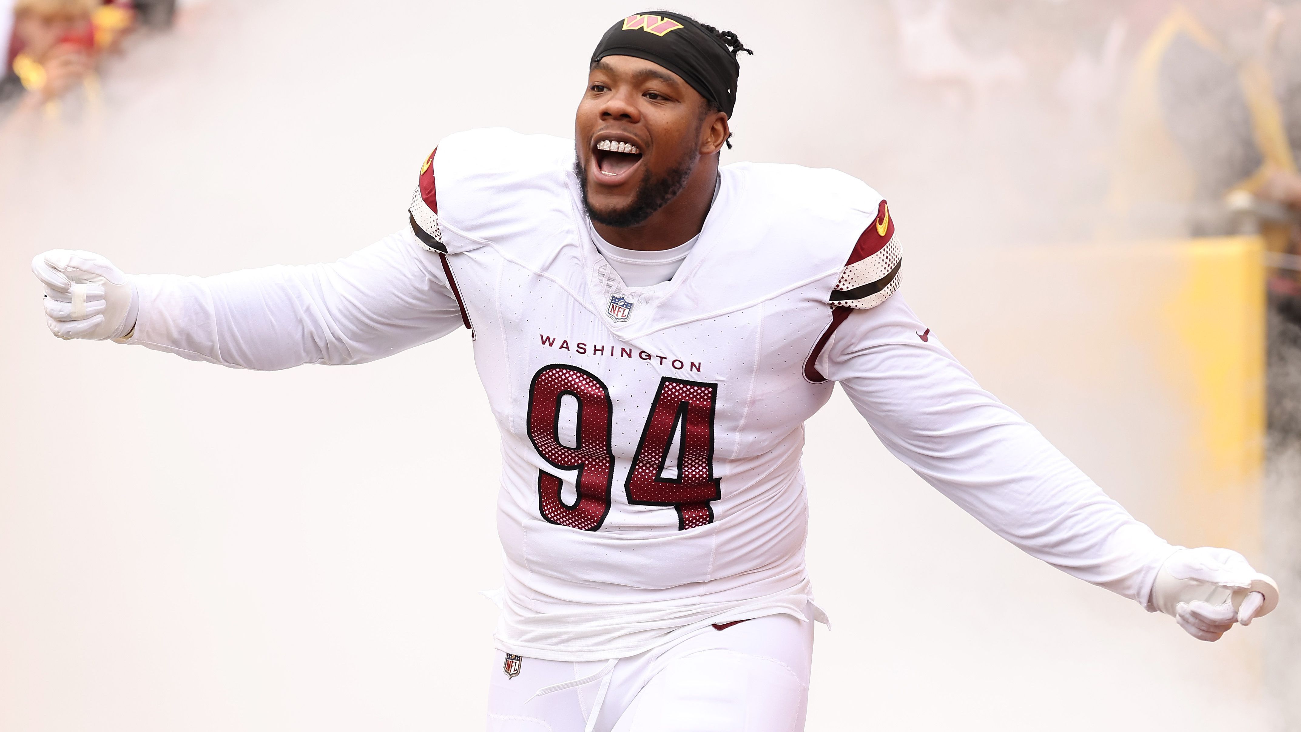 <strong>Washington Commanders: Daron Payne</strong><br>Position: Defensive Tackle<br>Gehalt 2025: 26,2 Millionen US-Dollar<br>Vertragsende: 2027
