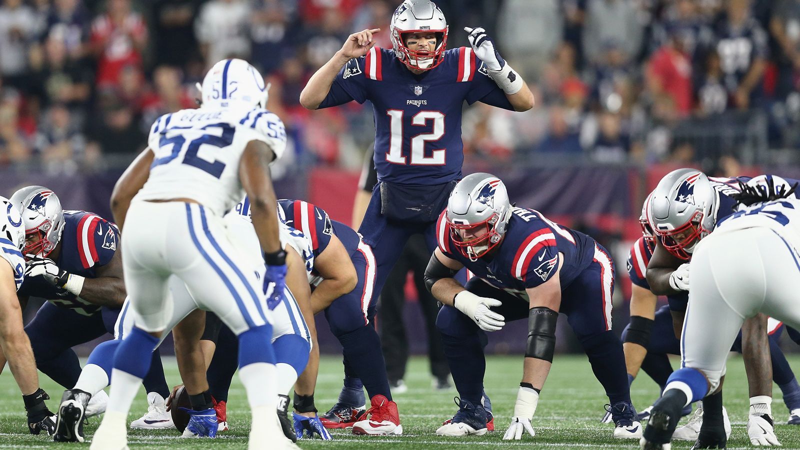 
                <strong>Indianapolis Colts</strong><br>
                Tom Brady vs. Indianapolis Colts: 16 Siege, 4 Niederlagen
              