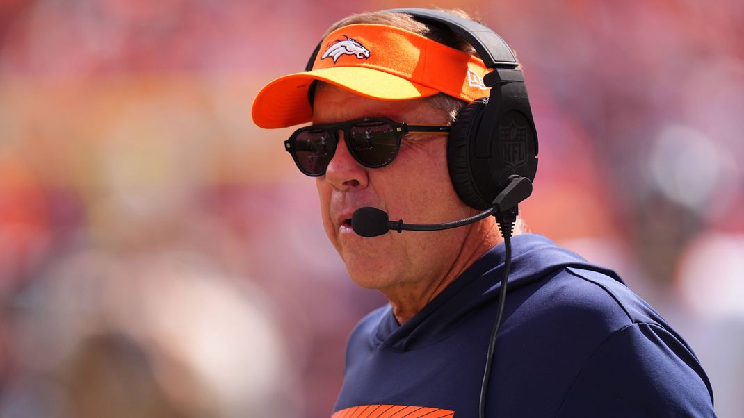 Broncos-HC Sean Payton.