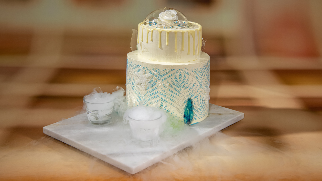 Winter Wedding Cake &amp;quot;Neblige Verführung&amp;quot; - Rezept aus &amp;quot;Das große Backen&amp;quot;