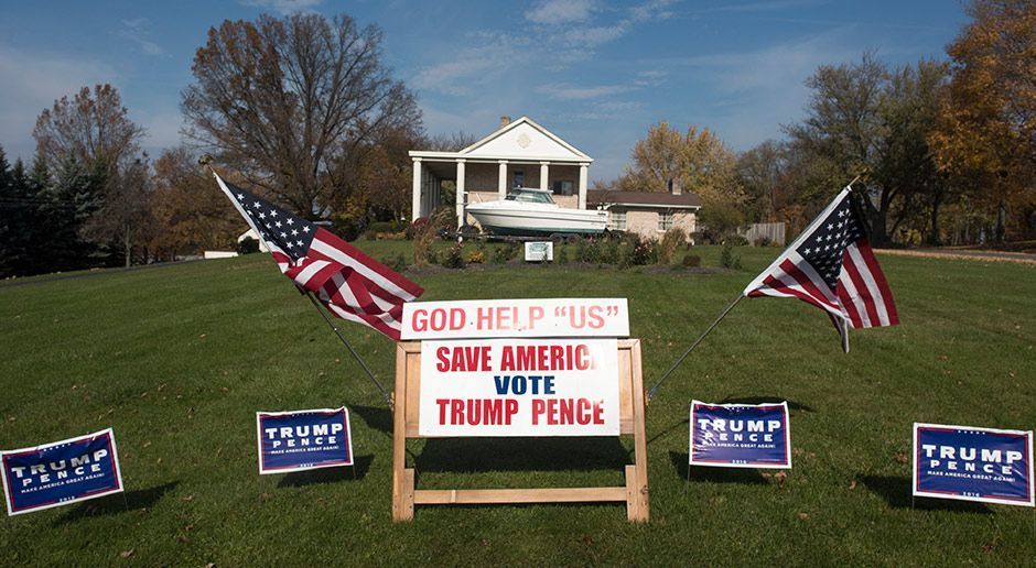 
                <strong>USA gegen Mexiko</strong><br>
                ... der Bundesstaat gilt als Swing State, hier haben weder Demokraten noch Republikaner eine gefestigte Mehrheit. Das Rennen galt in den Umfragen als knapp, am Ende holte Trump 52,1 Prozent, Hillary Clinton nur 43,5. Bundesweit wählten übrigens 65 Prozent der Latino-stämmigen Amerikaner Clinton. Das Verhältnis zwischen Mexiko und den USA scheint also mehr denn je angespannt. Sportlich gesehen ...
              