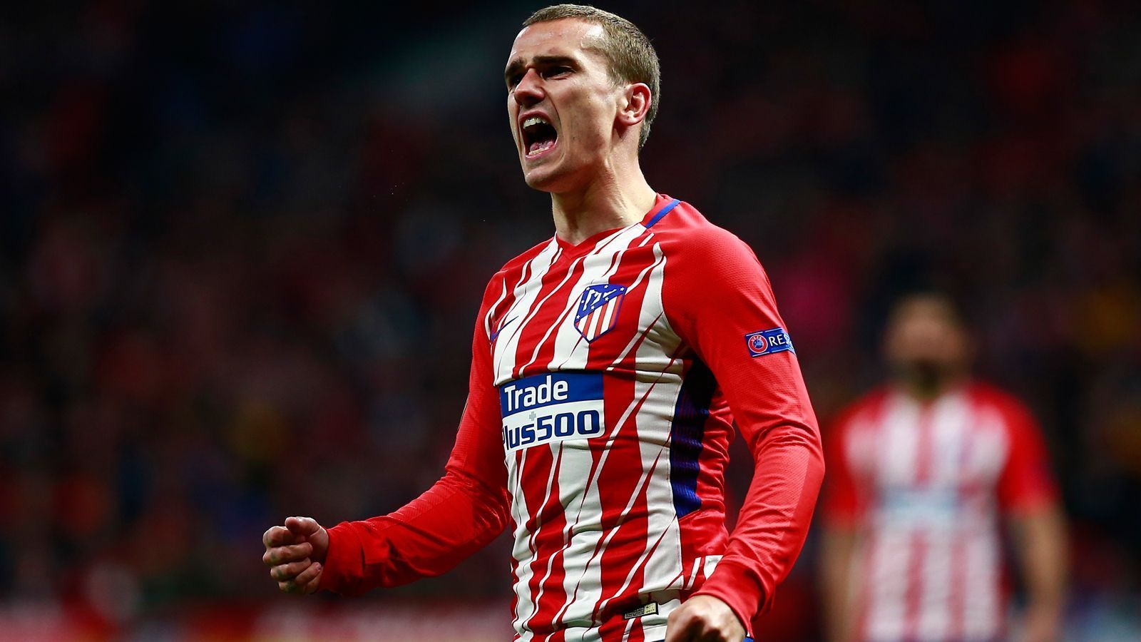 
                <strong>Weltmeister Antoine Griezmann bleibt bei Atletico</strong><br>
                ... und versuchen, den beiden großen Klubs aus Madrid und Barcelona erneut ein Bein zu stellen. Dabei kann Simeone auch auf den langjährigen Torjäger Antoine Griezmann zählen. Der frischgebackene Weltmeister bleibt Atletico Madrid erhalten und wird neben Diego Costa für das Toreschießen verantwortlich sein. Auf den Außenpositionen im Mittelfeld hat Atletico durch die Neuzugänge Thomas Lemar (AS Monaco) und Gelson Martins (Sporting Lissabon) neue Impulse dazubekommen, dazu mit Nikola Kalinic einen routinierten Backup-Stürmer. ran.de Prognose: Fügen sich nicht zuletzt die Neuen Lemar und Martins schnell in das Simeone-Konzept ein, kann Atletico durchaus ein ernstes Wörtchen um den Titel mitreden.
              