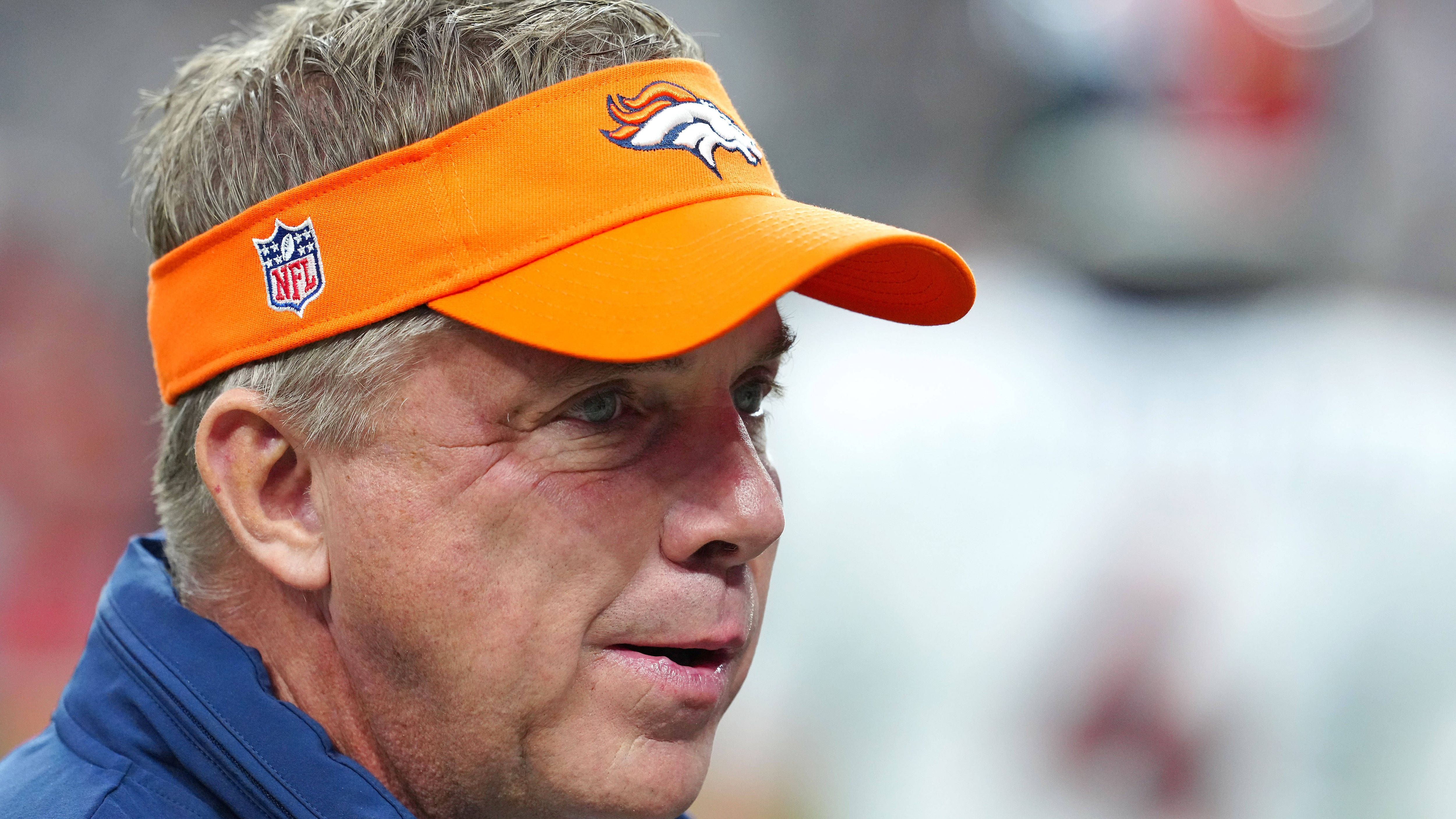 <strong>Sean Payton (Denver Broncos) - "The Playcaller"</strong> <br>Für seine Fähigkeit, effektive und oft unvorhersehbare Spielzüge zu rufen.