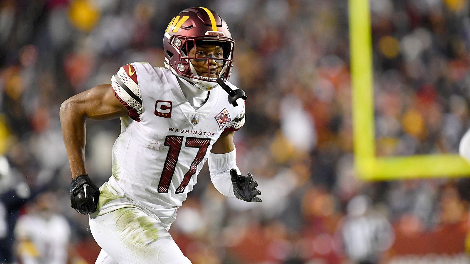 
                <strong>Washington Commanders</strong><br>
                &#x2022; <strong>Name:</strong> Terry McLaurin<br>&#x2022; <strong>Position:</strong> Wide Receiver<br>&#x2022; <strong>Stats 2022:</strong> 1.191 Receiving Yards, 77 Receptions, fünf Touchdowns<br>
              
