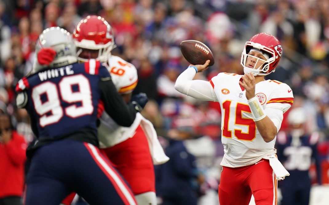 Patrick Mahomes führt die Kansas City Chiefs zum Sieg gegen die New England Patriots