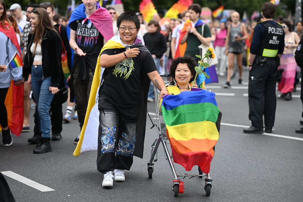 Regenbogen statt Zirkuszelt: Berliner CSD setzt politisches Zeichen