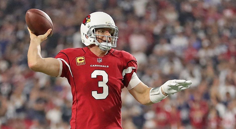 
                <strong>Carson Palmer (Arizona Cardinals)</strong><br>
                Was für eine bittere London-Reise für die Arizona Cardinals. Das Team von Head Coach Bruce Arians verlor nicht nur das London Game gegen die Los Angeles Rams sang- und klanglos 0:33, sondern auch Carson Palmer. Der Quarterback brach sich im zweiten Viertel nach einem harten Hit den linken Arm. Nach der Partie sagte Arians, Palmer würde sich einer Operation unterziehen müssen. Kurz vor Week 8 setzen ihn die Cardinals auf die Injured Reserve List. Damit wäre ein Comeback frühestens am letzten Spieltag der Regular Season möglich.
              