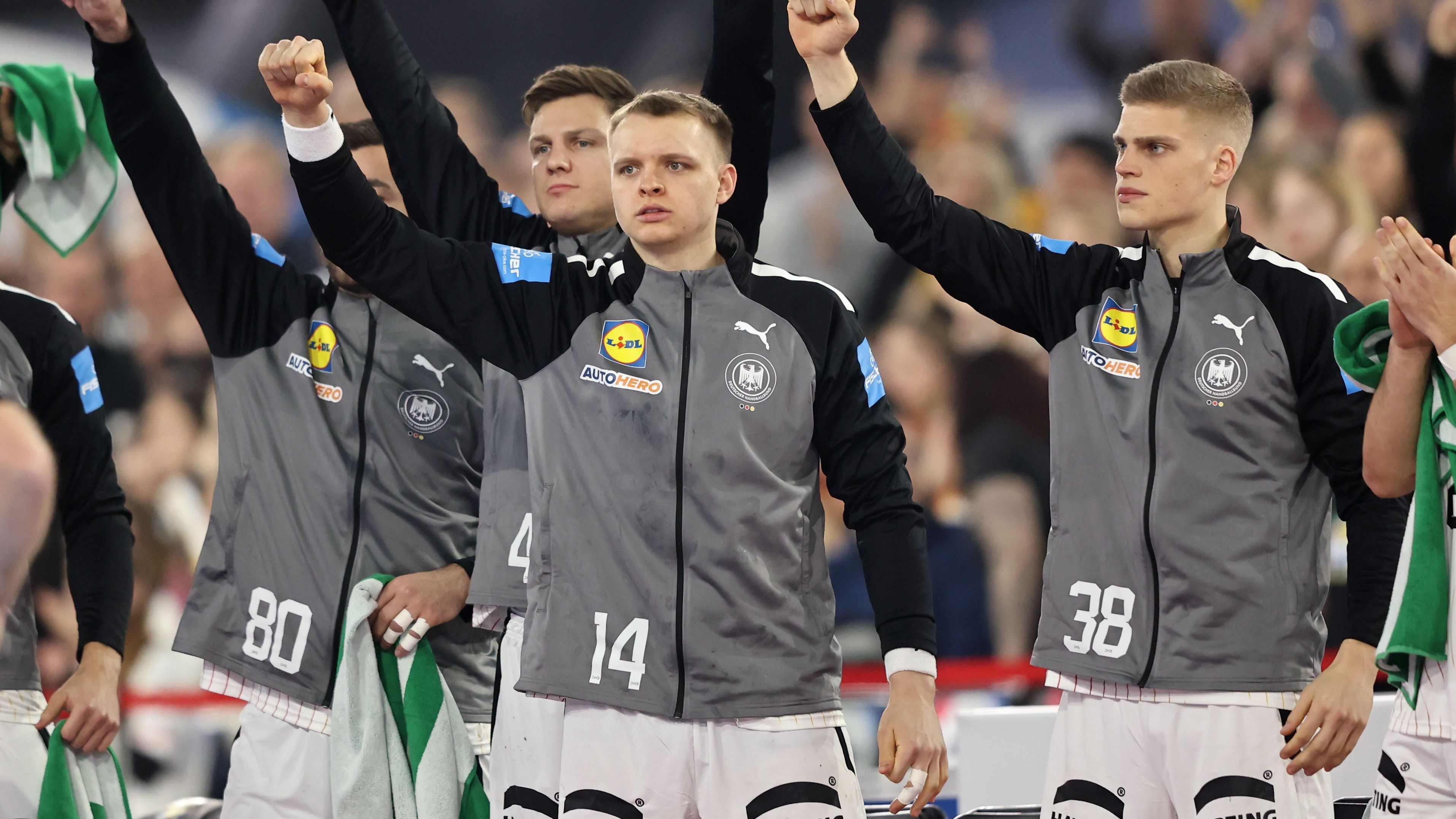 <strong>Kreis: Justus Fischer</strong><br>Als das Spiel Mitte des zweiten Durchgangs entschieden war, kam auch die Zeit für den dritten Kreisläufer. Und auch der U21-Weltmeister von 2023 machte seine Sache gut. Reihte sich defensiv nahtlos ein, durfte sich offensiv dreimal in die Torschützenliste eintragen. <strong><em>ran-</em>Note: 2</strong>