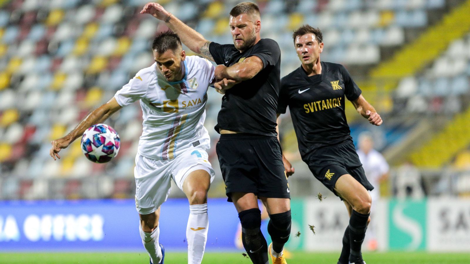 
                <strong>Kolos Kovalivka (Ukraine)</strong><br>
                Zum zweiten Mal erst qualifizierte sich Kolos Kovalivka aus der Ukraine für den Europapokal. In der vergangenen Saison scheiterten die Ukrainer in der Verlängerung der Europa League Qualifikation erst an HNK Rijeka. Diese Saison soll es weiter gehen, Gegner ist Shakhter Karaganda aus Kasachstan in der 3. Runde.
              