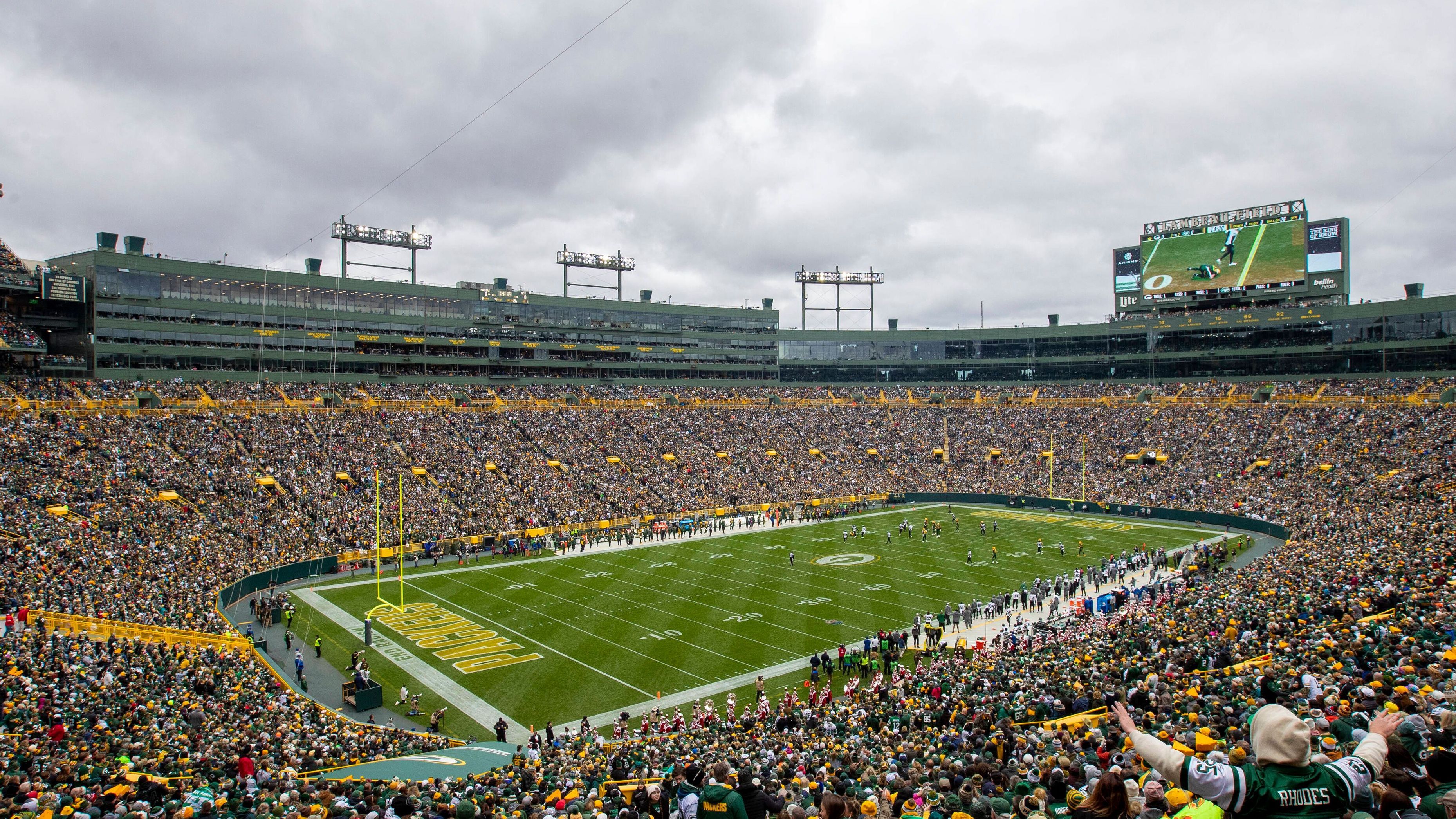 <strong>Platz 1: Lambeau Field</strong><br>Team: Green Bay Packers<br>Liga: NFL