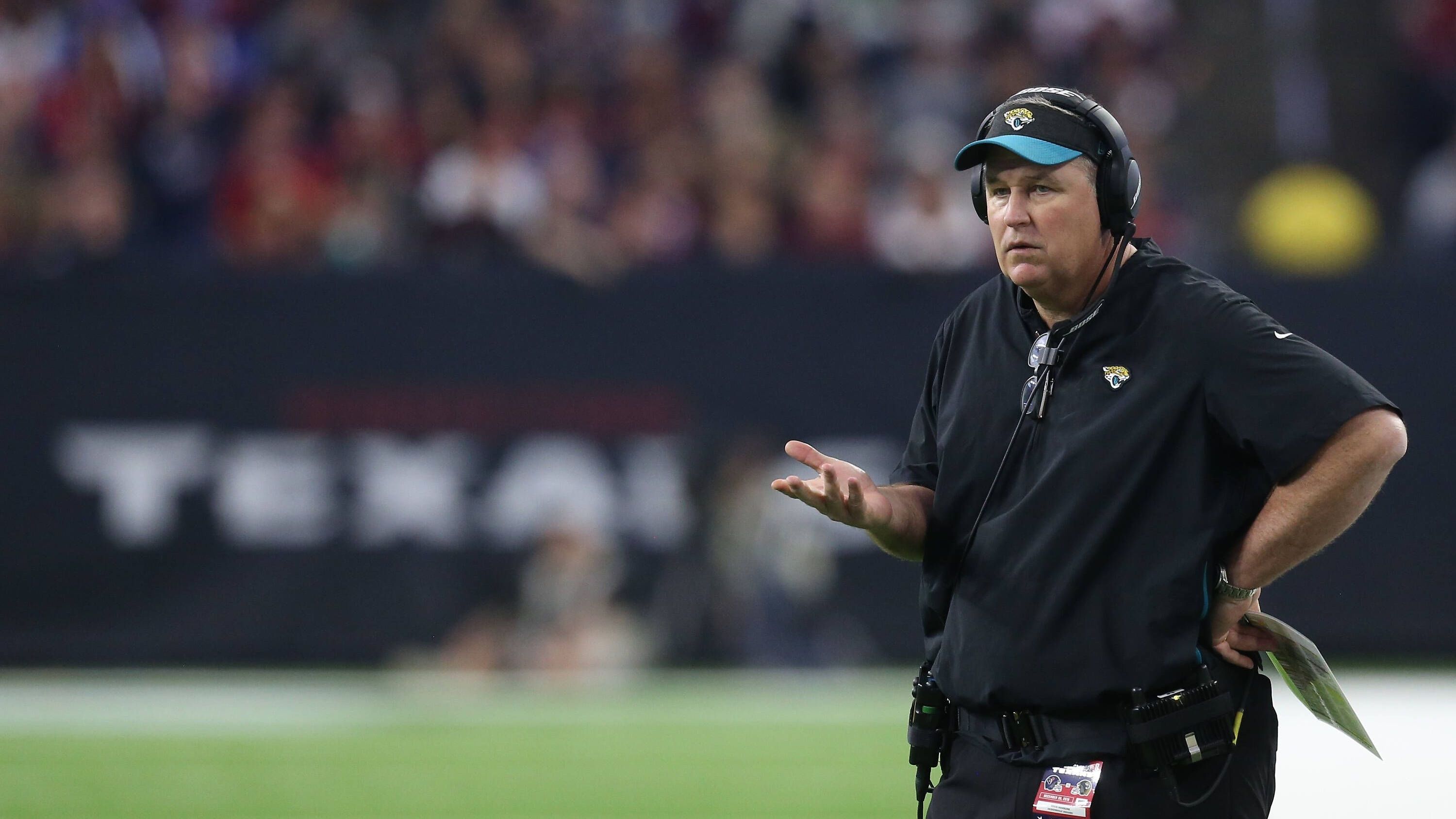 <strong>Doug Marrone (Jaguars, 2016-2020)<br></strong>Die chronisch erfolglosen Jaguars holten Doug Marrone 2015 als Offensive Line Coach sowie Assistant Head Coach nach Jacksonville. Zuvor war er zwei Jahre lang Head Coach der Bills. Im Dezember 2016 übernahm er für die finalen zwei Spiele vom entlassenen Gus Bradley, nach der Saison wurde er fest als Head Coach installiert.