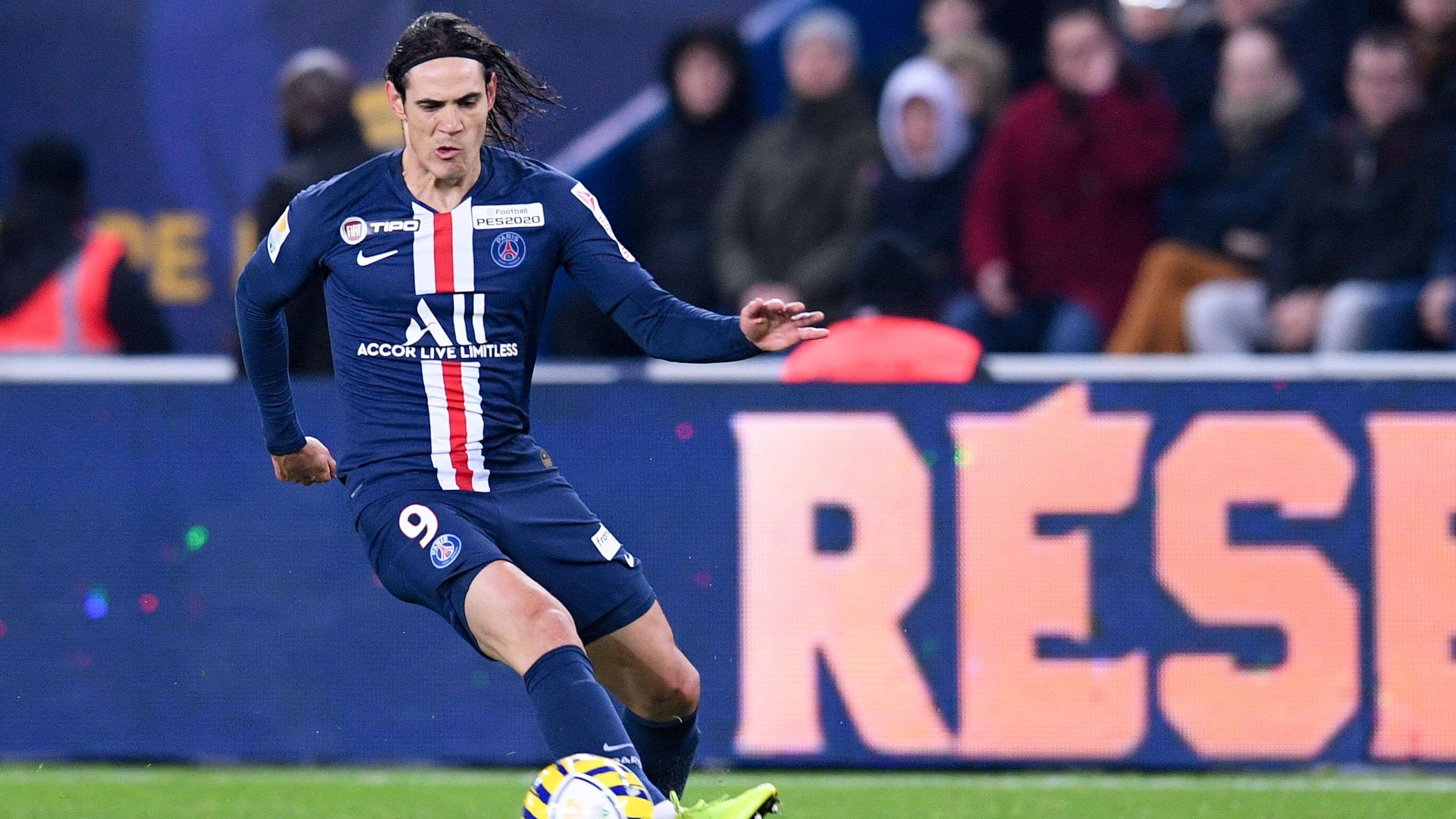 
                <strong>Platz 4: Edinson Cavani (Paris St. Germain)</strong><br>
                Monatsgehalt: 1,345 Mio Euro - Marktwert 25 Millionen Euro
              