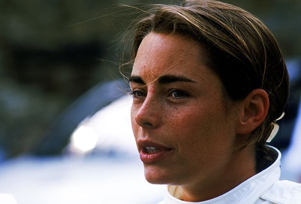 
                <strong>Vanina Ickx</strong><br>
                Die Tochter des sechsfachen Le-Mans-Siegers Jacky Ickx war bis 2011 vor allem bei Langstreckenrennen und in der DTM aktiv.
              
