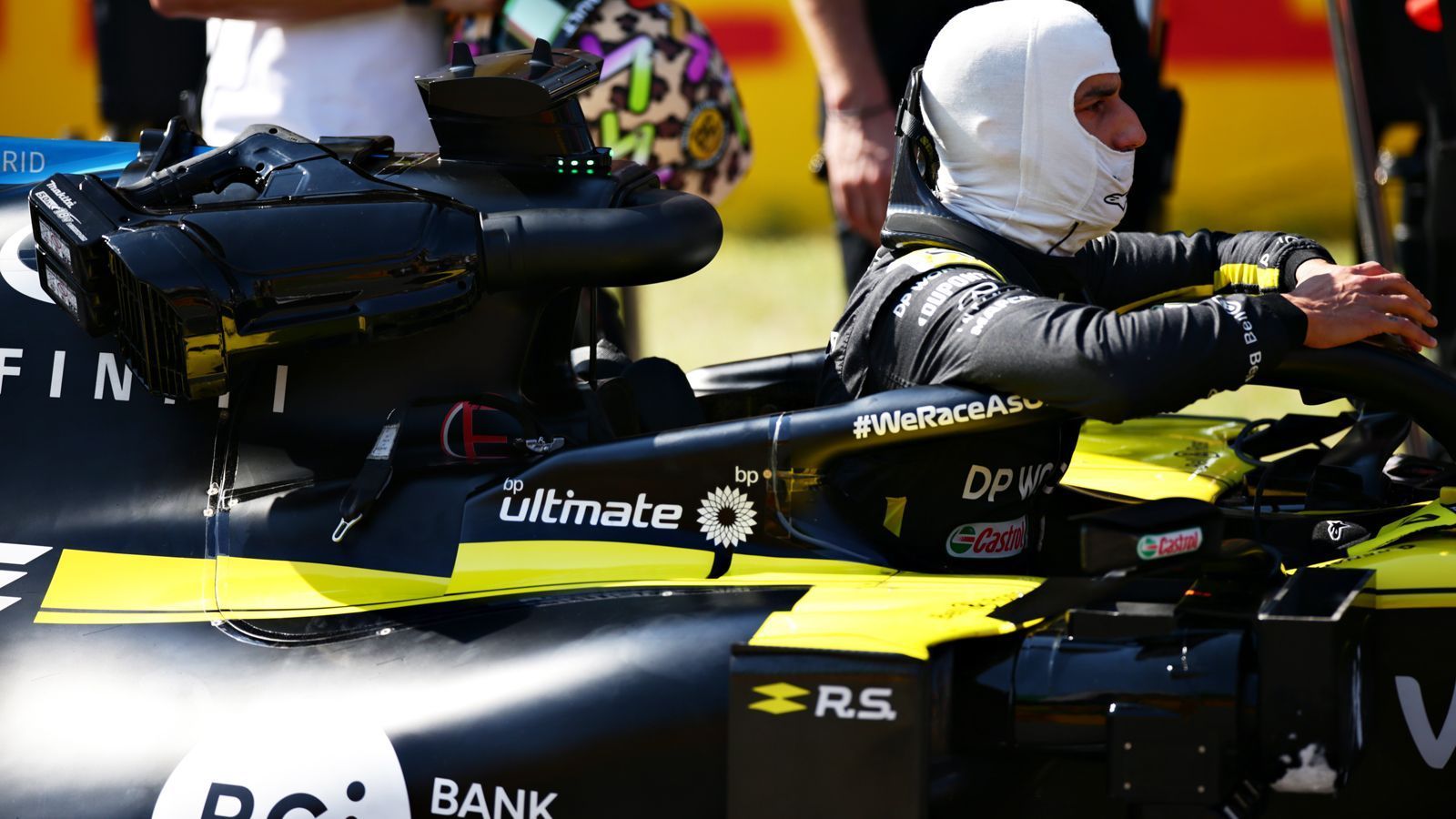 
                <strong>Daniel Ricciardo (Renault)</strong><br>
                2 Strafpunkte (verfallen am 17.11.2020)
              