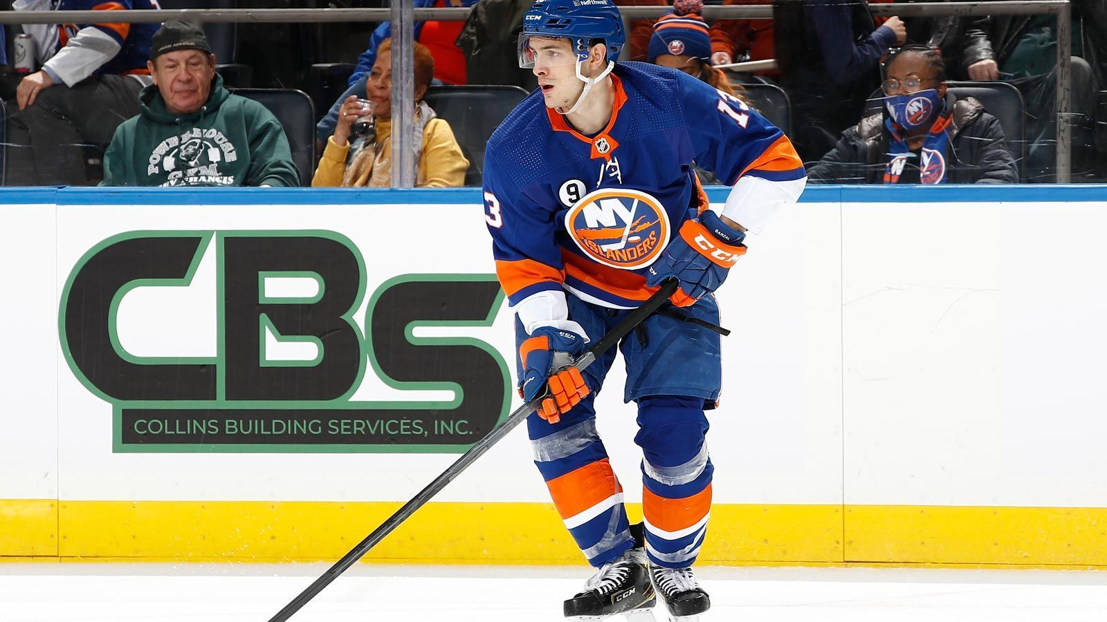 
                <strong>New York Islanders</strong><br>
                Als Long Island 1972 ein NHL-Team bekam, wollten die Verantwortlichen unterstreichen, dass sie nicht nur ein weiteres New Yorker Team sind, sondern auf der zum US-Bundesstaat New York gehörenden Insel beheimatet sind. Islanders (engl. Inselbewohner) war naheliegend.
              