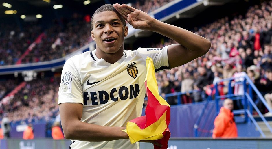 
                <strong>Platz 3: Kylian Mbappe (AS Monaco)</strong><br>
                Platz 3: Kylian Mbappe (18 Jahre, AS Monaco) - 15 Tore in 29 Ligaspielen (Frankreich)
              