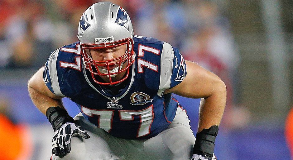 
                <strong>Platz 7: Nate Solder - 203 cm</strong><br>
                Offensive TackleJetzt New York Giants
              