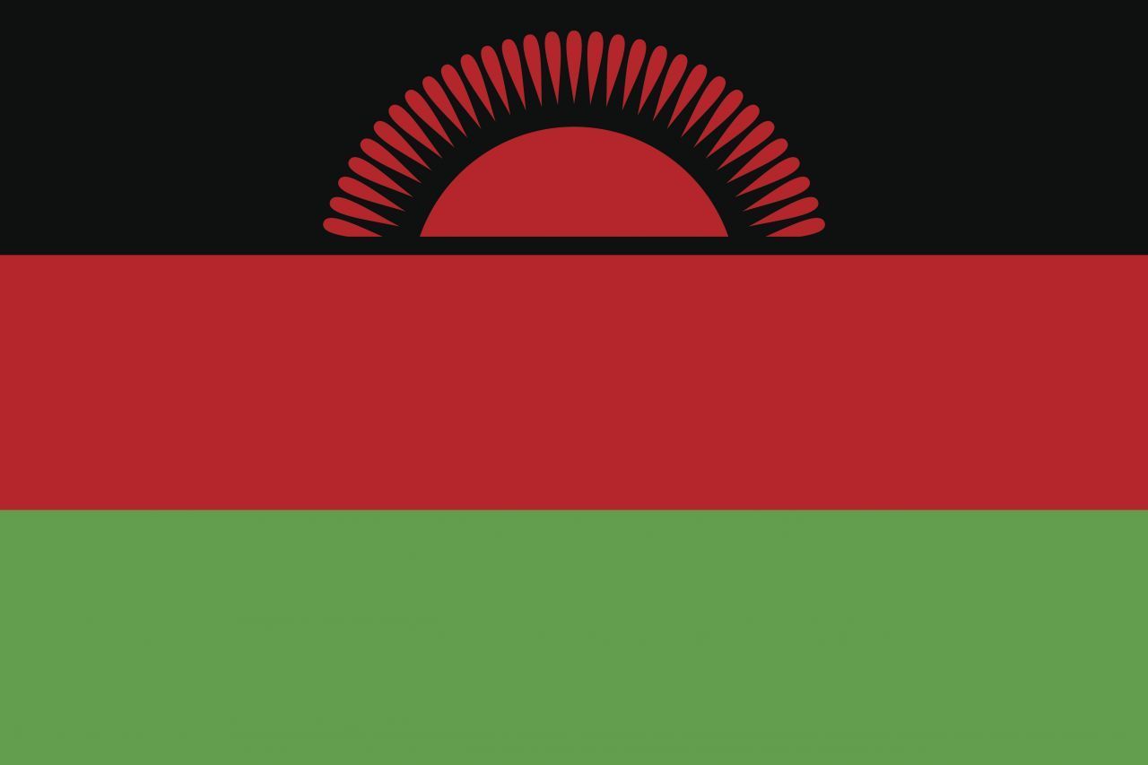 So sieht die Flagge von Malawi aktuell aus. Zu ihr 
kehrte man 2012 nach dem Tod des Präsidenten zurück.