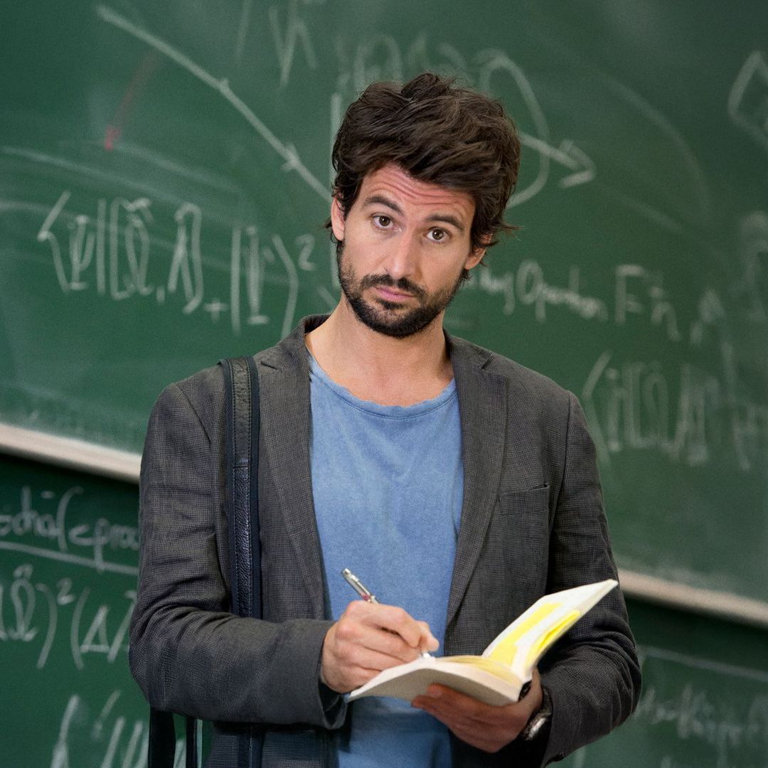 Schaue dir "Einstein" auf Joyn an