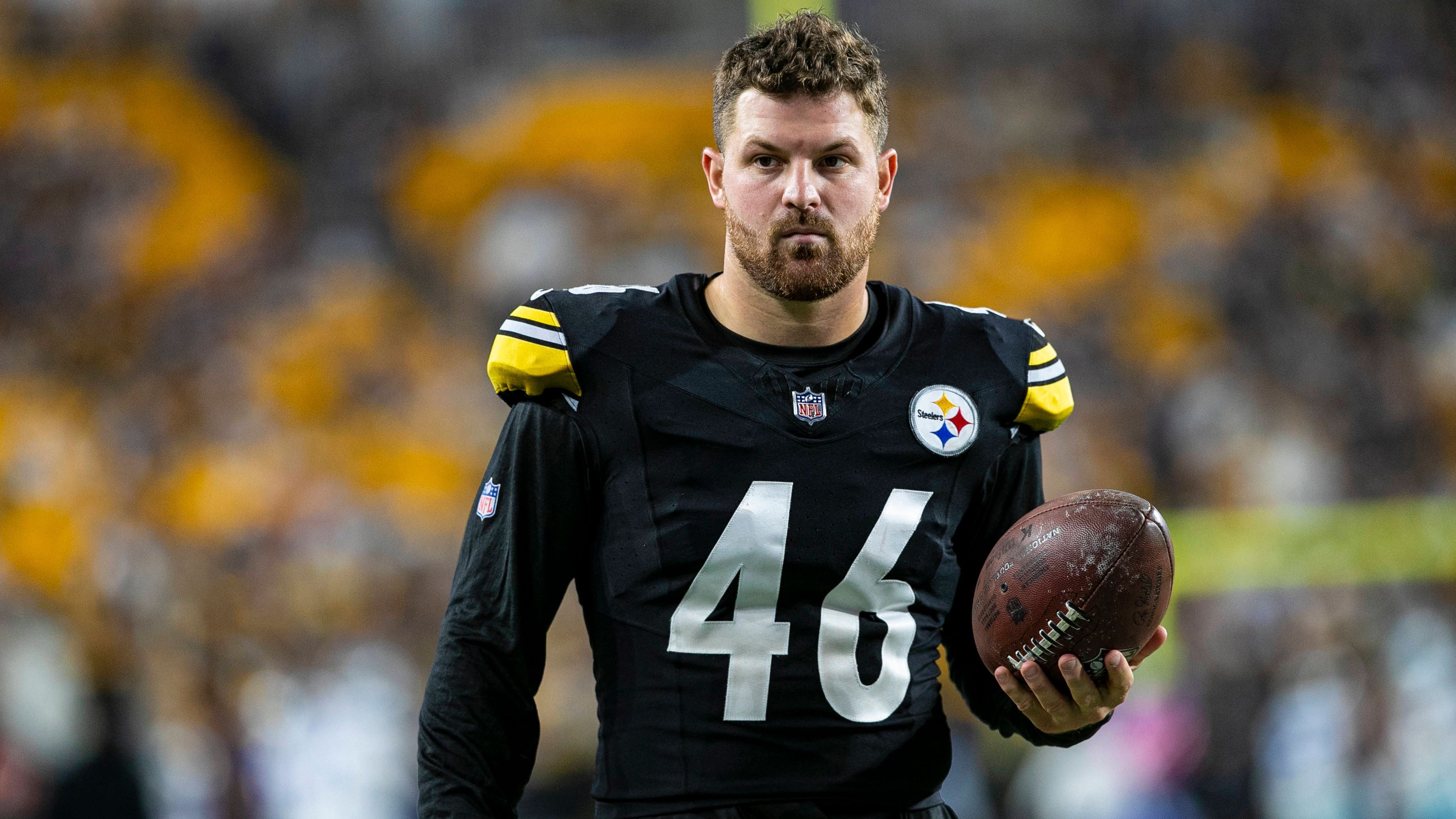 <strong>Platz 21 (geteilt): Christian Kuntz</strong><br>Team: Pittsburgh Steelers<br>Gehalt 2025: 1,17 Millionen<br>Anmerkung: Der zweite Long Snapper des Teams, Tucker Addington, erhält 1,1 Millionen und würde es damit ebenfalls in das Ranking schaffen.