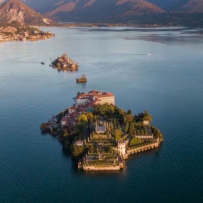 Schiffswrack mitten im Lago Maggiore entdeckt