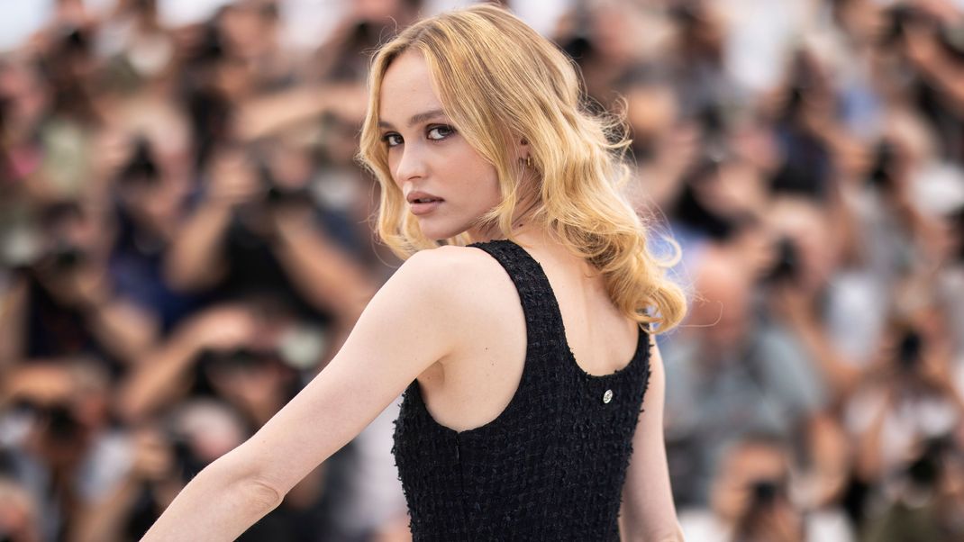 Lily Rose Depp spricht über ihre krassen Sex Szenen in The Idol 