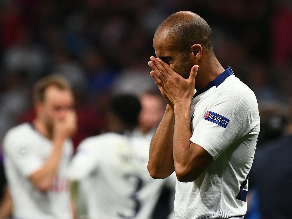 Tottenham Blamiert Sich Mit Video Kane Eröffnet Und Verschießt Vom Punkt Fc Bayern Deklassiert Tottenham Die Expertenmeinungen - zh5j508