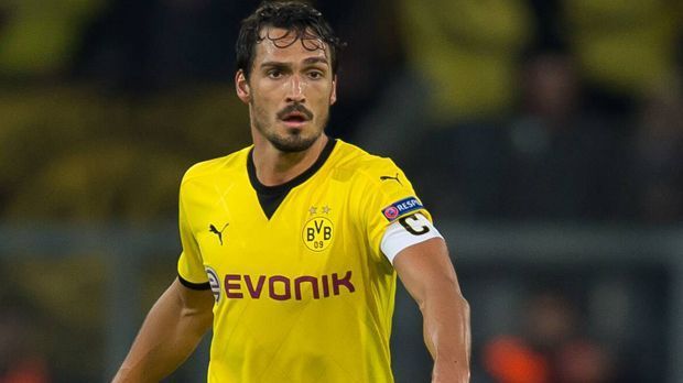 
                <strong>Innenverteidiger: Mats Hummels</strong><br>
                Innenverteidiger: Mats Hummels. Der Abwehrchef wurde in der Innenverteidigung kaum gefordert, war aber in der Luft und am Boden da, wenn er gebraucht wurde. Eine solide Leistung des deutschen Nationalspielers. ran-Note: 3
              