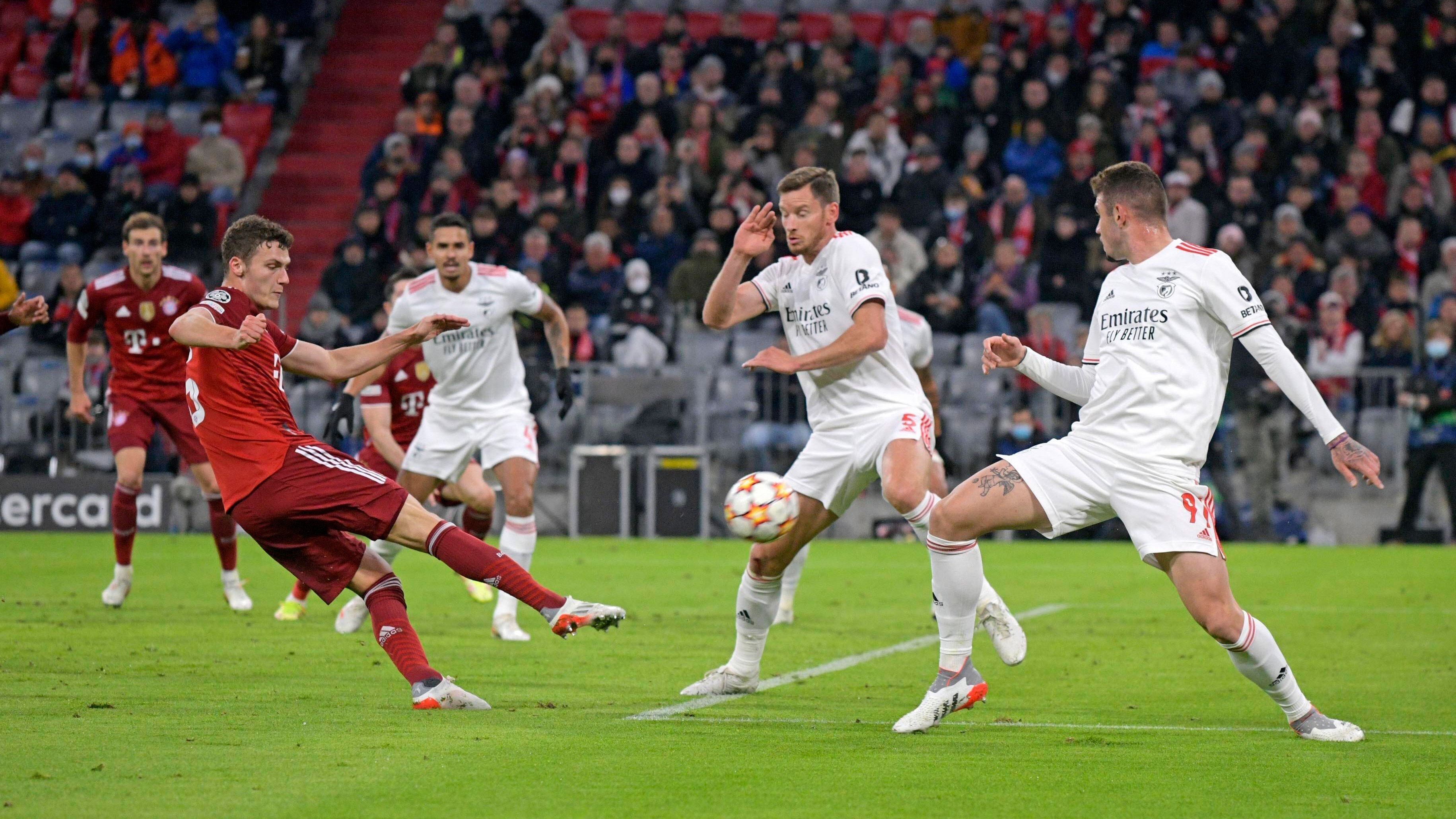 
                <strong>Benjamin Pavard</strong><br>
                Hält sich offensiv zurück, um Coman defensiv zu entlasten. Unglücklich im Kopfballduell bei Benficas erstem Tor.  ran-Note: 4
              