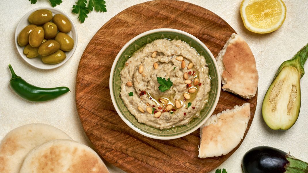 Ein Klassiker, der einfaches Pitabrot zum Genuss macht: Baba Ghanoush.