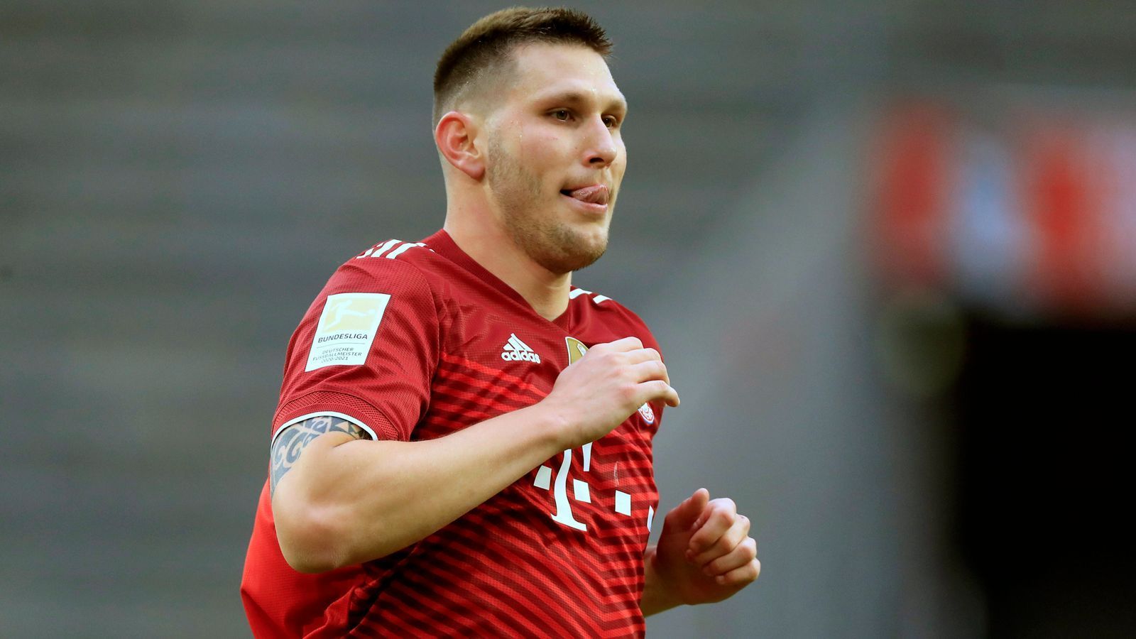 
                <strong>Niklas Süle</strong><br>
                In der Defensive gegen nur selten zwingende Herthaner ebenso selten wirklich gefordert. Agiert souverän, im Spiel nach vorne mit ein paar schönen langen Bällen. ran-Note: 3
              