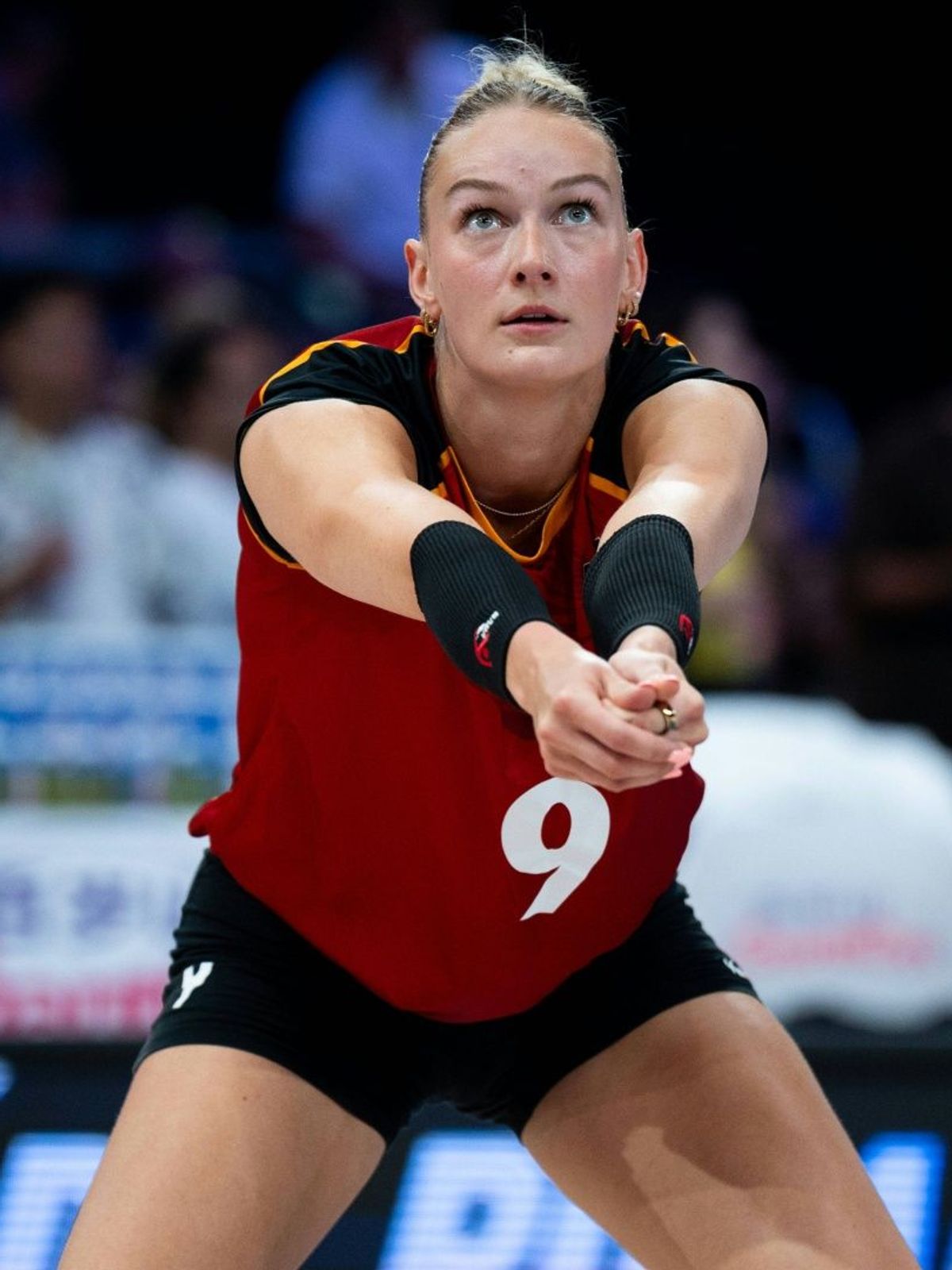 Auszeichnung für Nationalspielerin Alsmeier