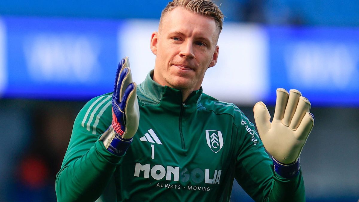 Manchester City v Fulham Premier League 05 10 2024. Bernd Leno (1) of Fulham during the warm-up ahead of the Premier League match between Manchester City and Fulham at the Etihad Stadium, Mancheste...