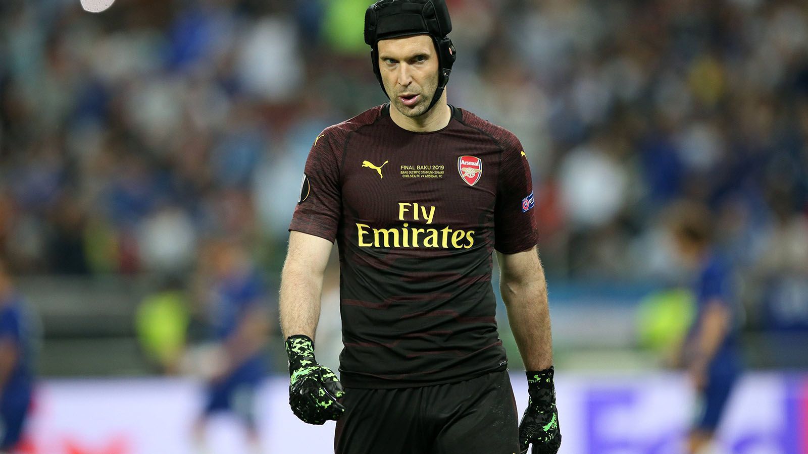 
                <strong>Platz 6: Petr Cech (14 Millionen Euro)</strong><br>
                Zum Ende seiner Karriere suchte die Ikone des FC Chelsea eine neue Herausforderung und fand diese beim Stadtrivalen FC Arsenal, die dafür zuvor aber tief in die Tasche greifen mussten. Inzwischen arbeitet der Tscheche aber wieder als Berater für Chelsea. 
              