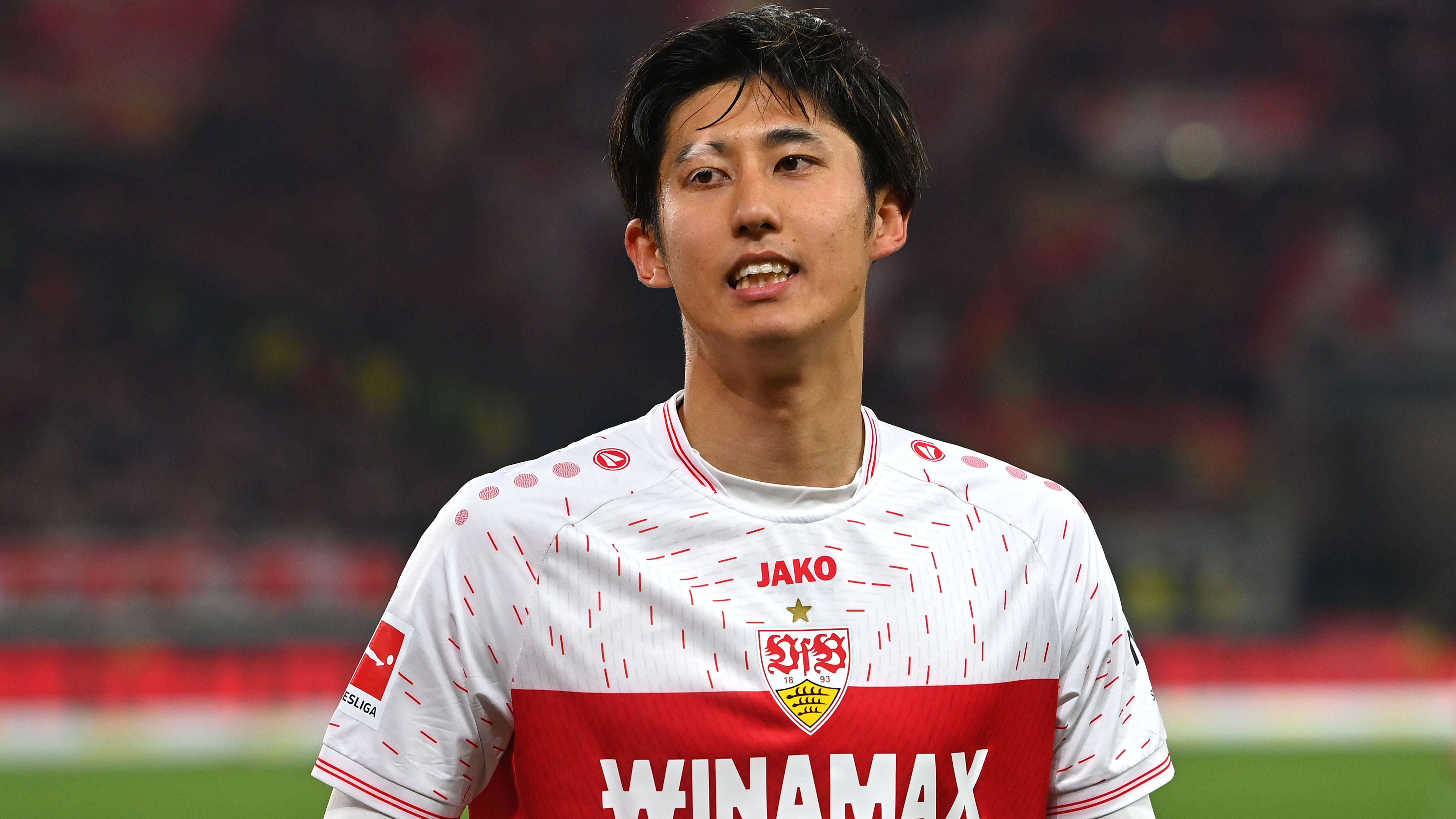 <strong>Hiroki Ito (FC Bayern München)</strong><br>Beim VfB Stuttgart war Hiroki Ito als Stammspieler in der Abwehr maßgeblich an der starken Saison der Schwaben beteiligt. Das blieb auch dem FC Bayern nicht verborgen, derdie Kaufoption für den Japaner in Höhe von mutmaßlich 23,5 Millionen Euro zog.