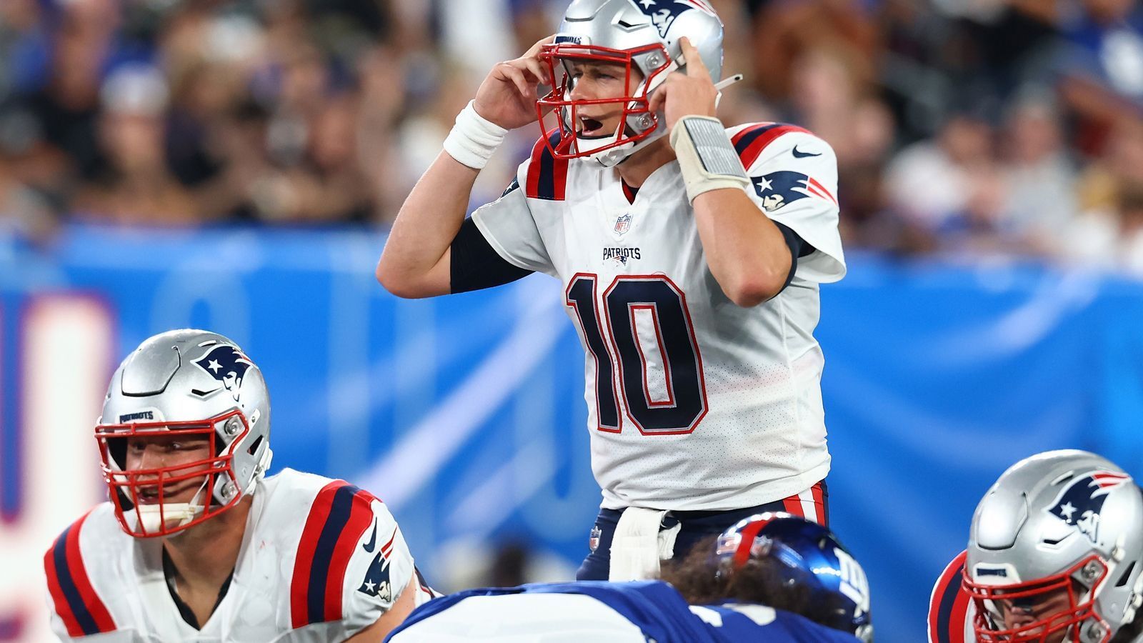 
                <strong>New England Patriots mit 14 Siegen und 8 Niederlagen</strong><br>
                2022: 1-22021: 3-02019: 3-12018: 3-12017: 1-32016: 3-1
              