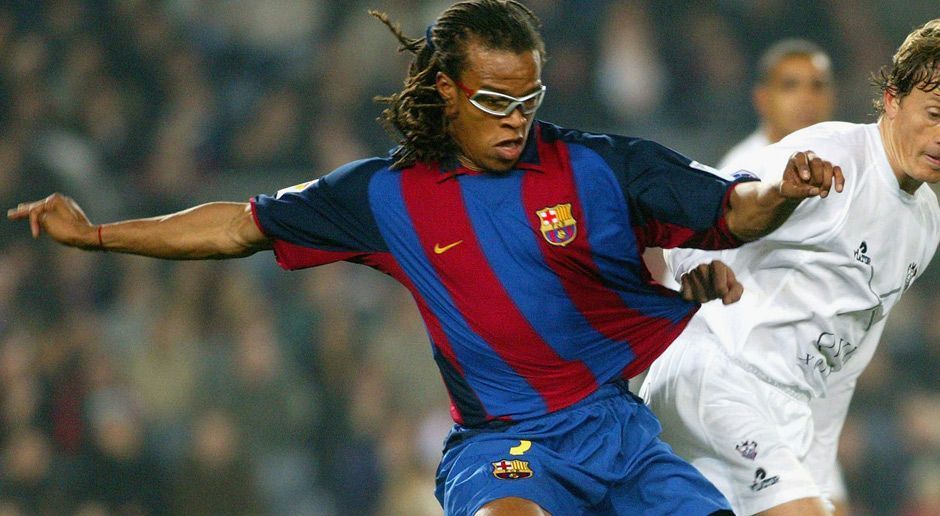 
                <strong>Edgar Davids</strong><br>
                Mittelfeld: Edgar Davids
              