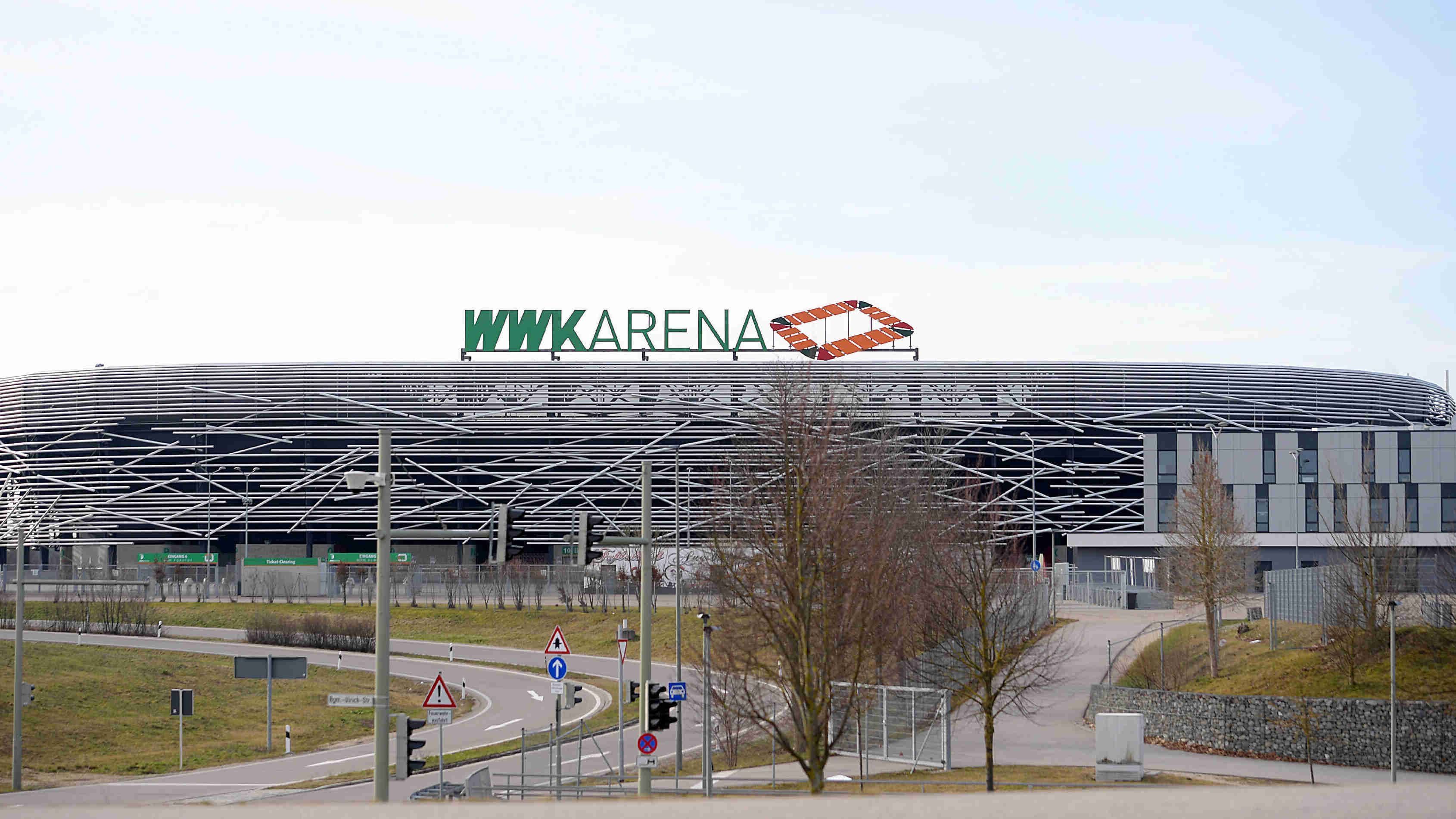 
                <strong>FC Augsburg</strong><br>
                Die Schwaben haben das altehrwürdige Rosenaustadion längst gegen die moderne "WWK Arena" eingetauscht
              
