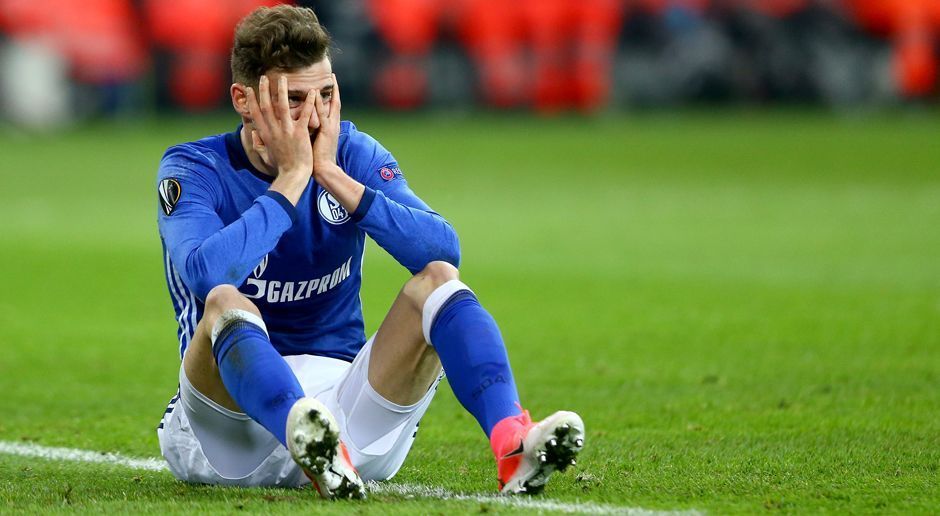 
                <strong>FC Schalke vs. Ajax Amsterdam: Die Noten der S04-Stars</strong><br>
                Der FC Schalke 04 zeigt im Rückspiel des Europa-League-Viertelfinals gegen Ajax Amsterdam eine überragende Leistung. Durch Tore von Goretzka und Burgstaller schafft es Königsblau nach dem 0:2 in Holland in die Verlängerung. Dort ist es dann Daniel Caligiuri in Minute 100, der die Schalker eigentlich ins Halbfinale schießt, doch zwei Ajax-Tore reißen Königsblau aus allen Träumen. Die Noten der S04-Stars.
              